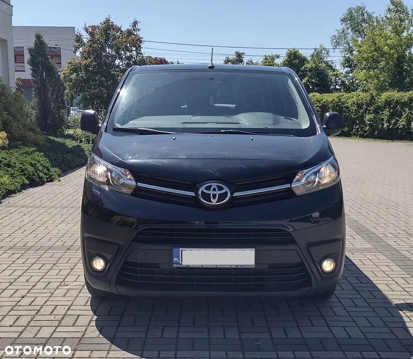 Toyota ProAce Kombi 2.0 D-4D Long 2,8t - 5