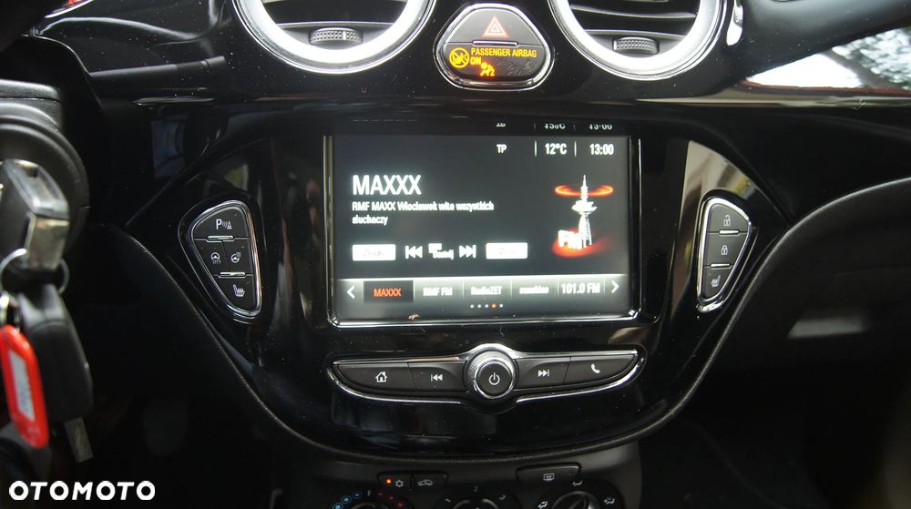 Opel Adam 1.2 Black Jack - 24