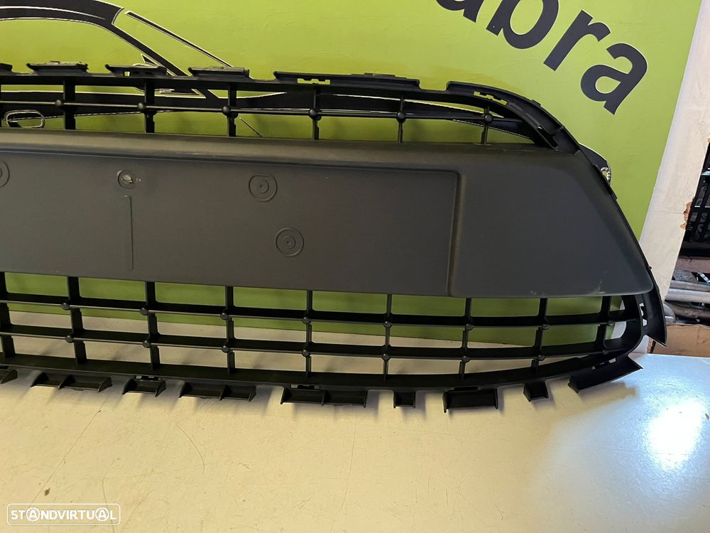 Ford Fiesta VI - GRELHA PARA CHOQUES FRENTE - G164 - 3