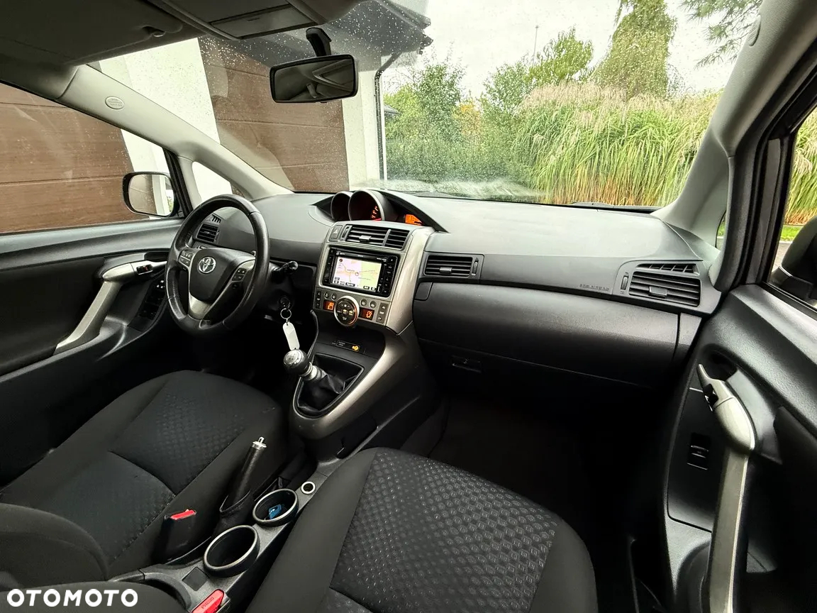 Toyota Verso 1.8 Edition - 28