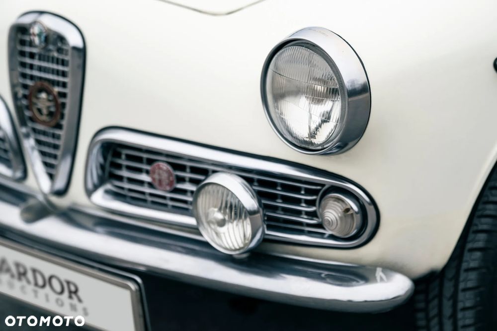 Alfa Romeo Giulietta - 10
