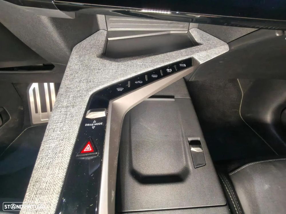 Peugeot E-5008 73 kWh GT - 35