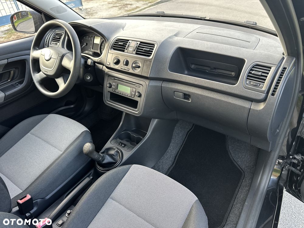 Skoda Fabia 1.2 HTP STYLE Edition - 12