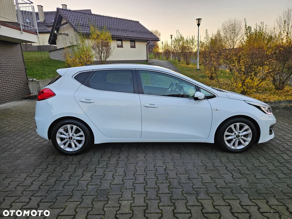 Kia Ceed 1.4 CVVT Dream Team Edition - 13