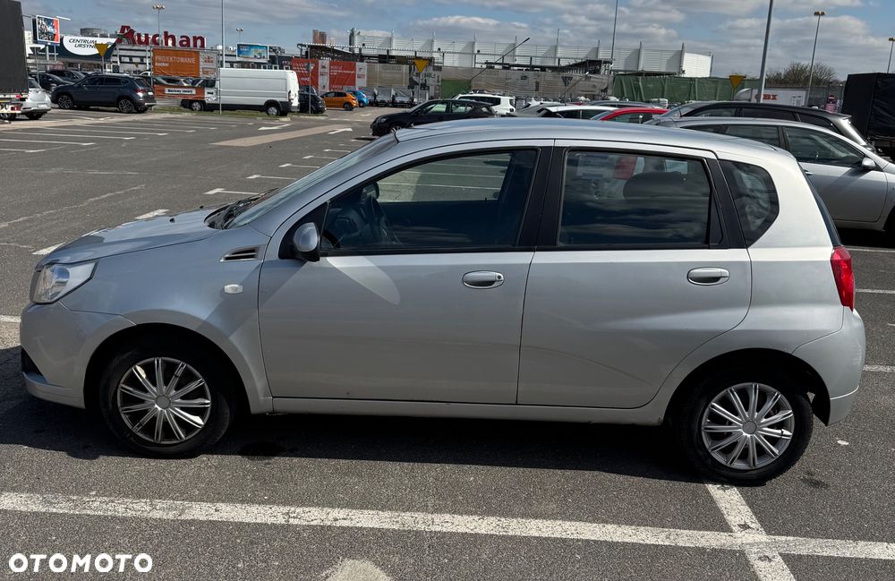 Chevrolet Aveo 1.2 16V Base (air4) - 4