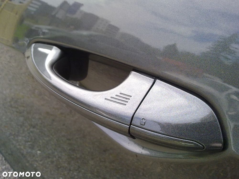 Ford S-Max 2.0 TDCi Titanium PowerShift - 22