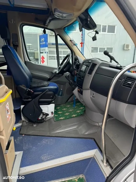 Mercedes-Benz Sprinter - 20