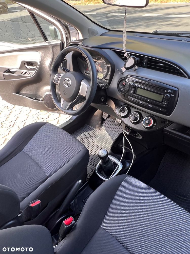 Toyota Yaris - 18
