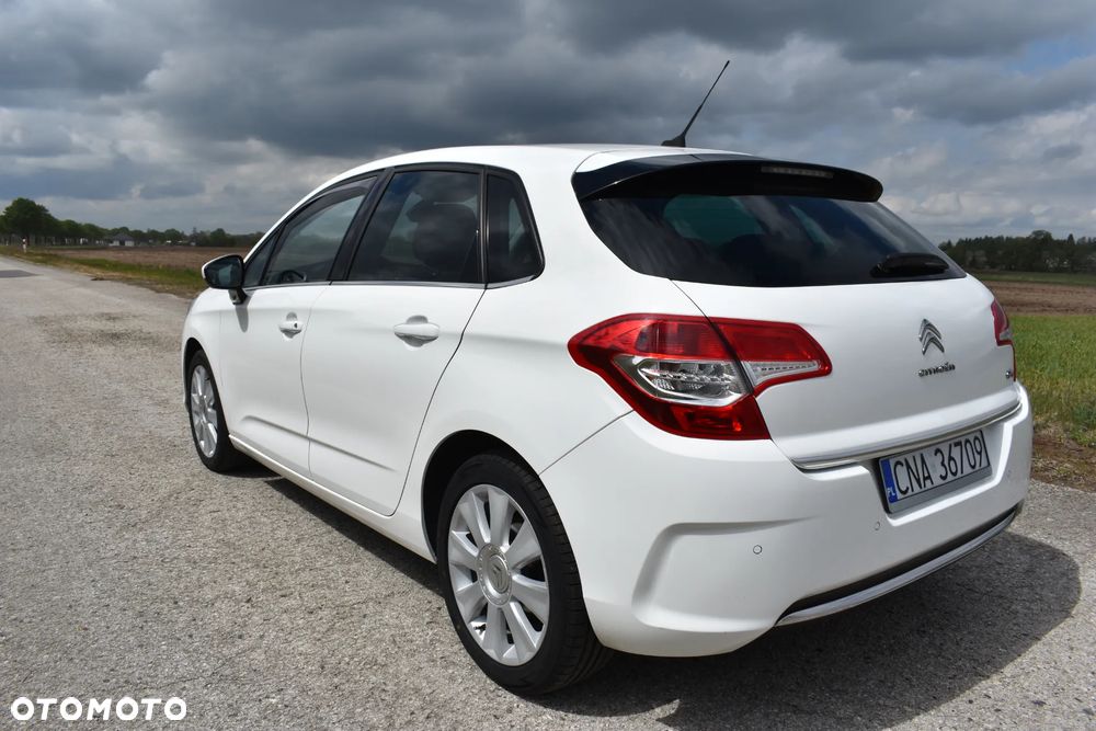 Citroën C4 1.6 HDi Attraction - 4