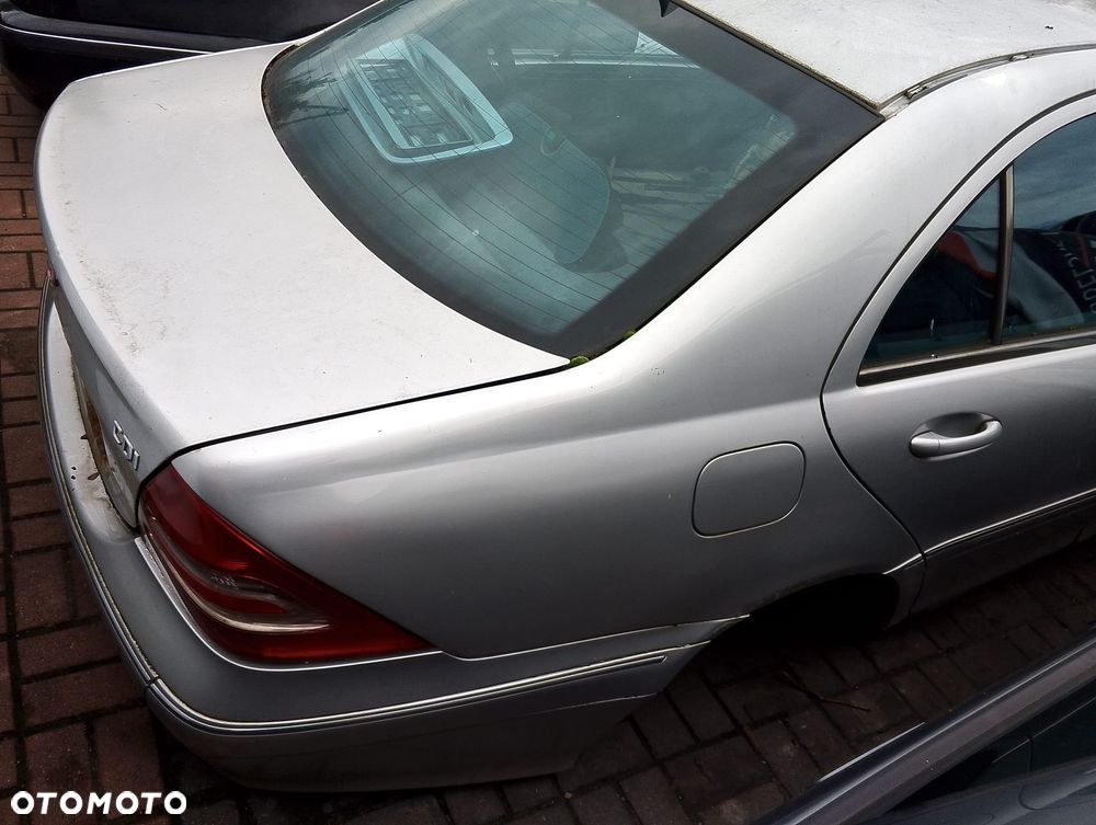 Mercedes C klasa W203 (00-04r.) 2.2D 142KM. Silnik D 611962 (OM611)  Skrzynia D 722699 lakier 744. Cały na części GWARANCJA !!!  Przód Tył Zestaw Komplet Drzwi Klapa Zderzak Błotnik Maska Grill Atrapa Szyba Pas Lampa Lusterko Boczki Fotel Kanapa Kokpit Deska Rozdzielcza Przełącznik Włącznik Sterownik Przewody Wiązka Instalacja Moduł Komputer Czujnik Listwa Pompa Alternator Wtryski Głowica Rozrusznik Kompresor Sprzęgło Dwumas Silnik Skrzynia ABS Klimatyzacji Paliwa Wspomagania Kolektor Turbina Przepustnica Zawór Chłodnica Koło Hak Belka Sanki Zawieszenie Mcpherson Półoś Amortyzator Wydech Tłumik Zacisk Most - 8