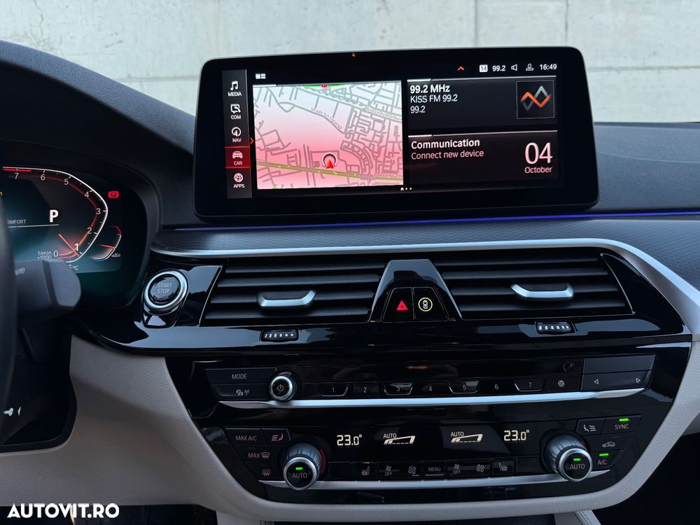 BMW Seria 5 540i Aut. M Sport Edition - 22