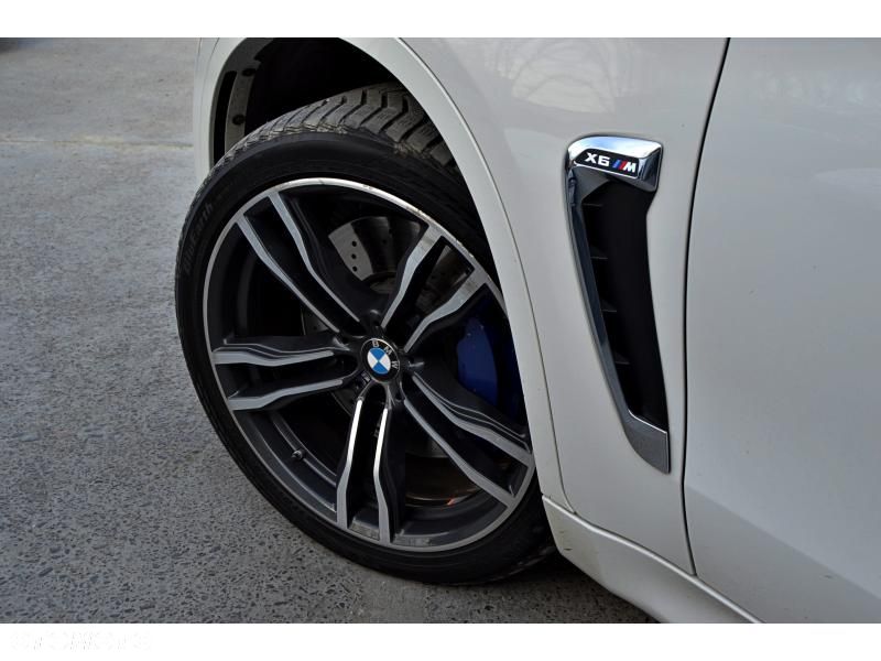 BMW X6M - 33