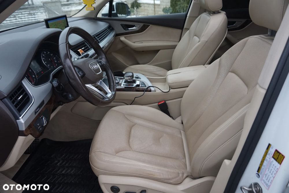 Audi Q7 - 26