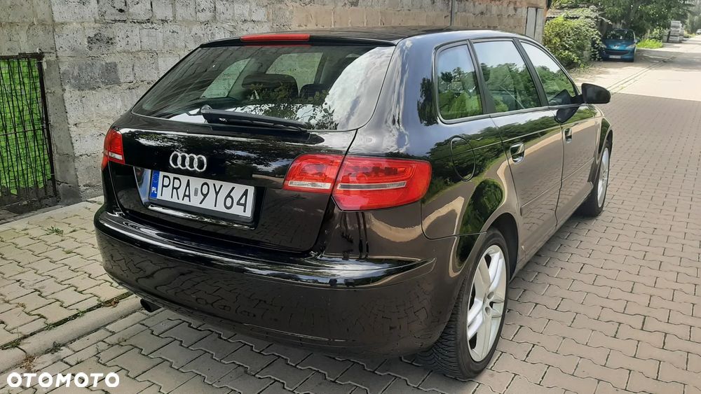 Audi A3 Sportback - 8