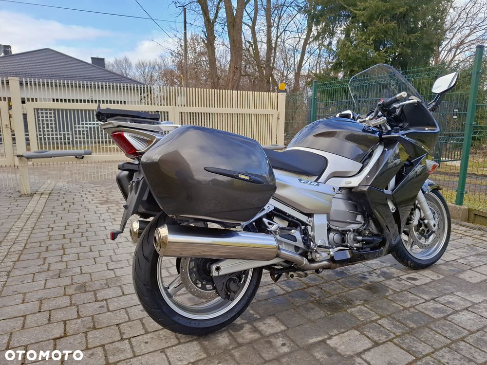 Yamaha FJR - 36