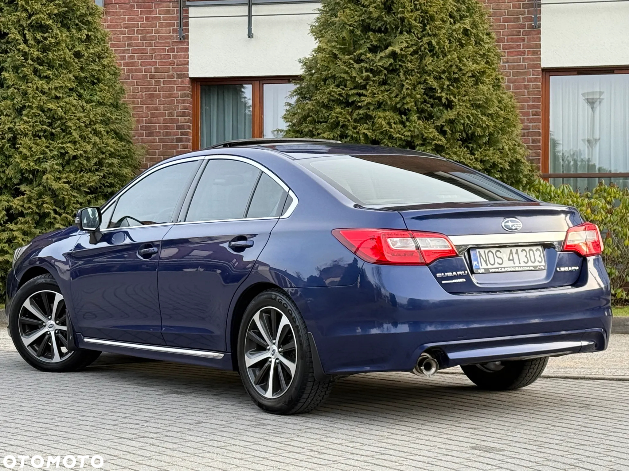 Subaru Legacy - 13