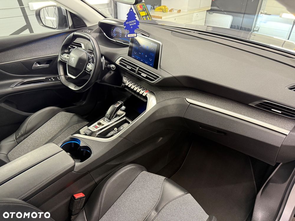 Peugeot 5008 BlueHDI 130 EAT8 Allure Business-Paket - 19