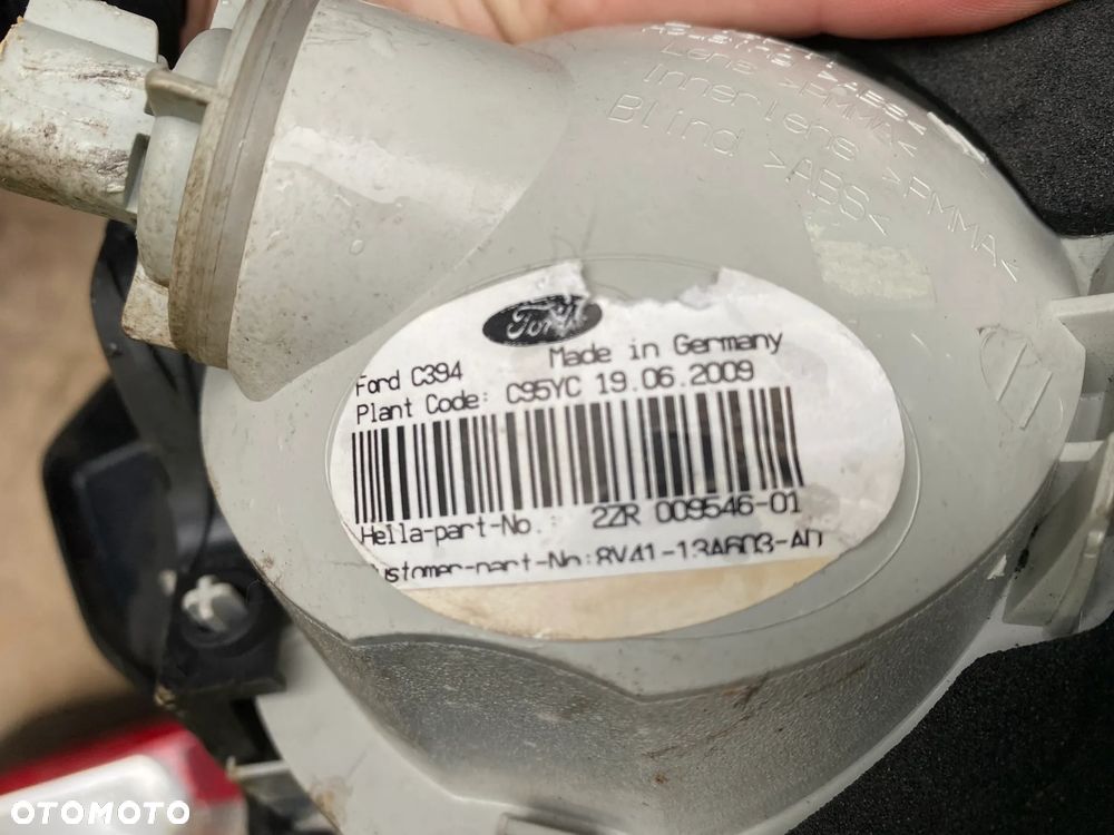 Ford Kuga MK1 lampa lewy / prawy tył. w klapę - 2