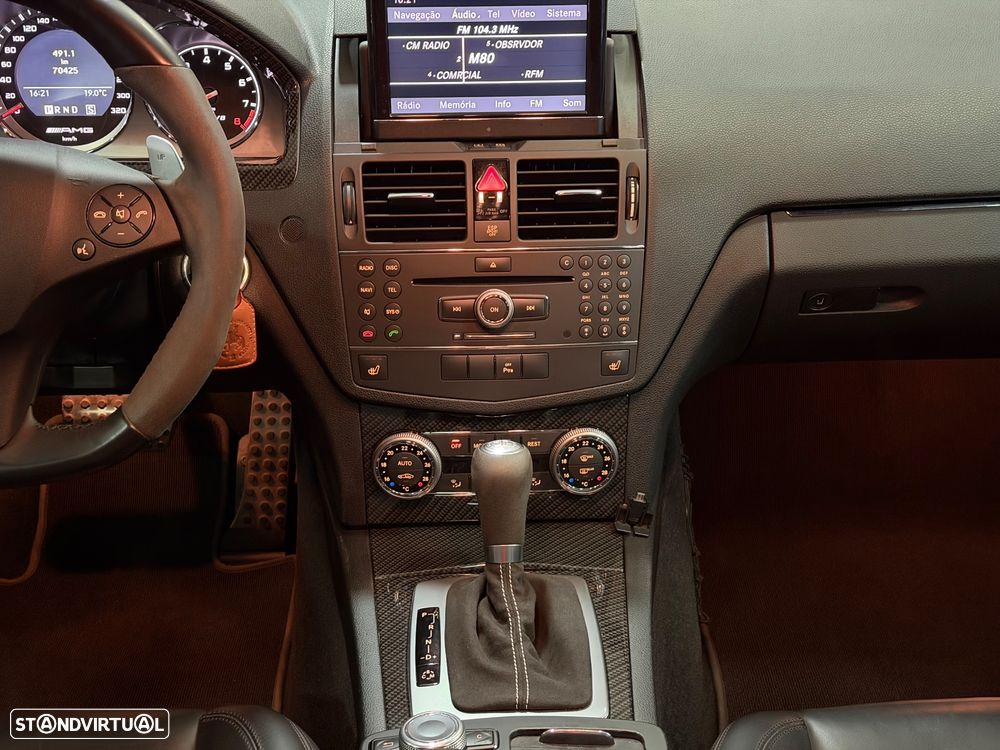 Mercedes-Benz C 63 AMG Standard - 17