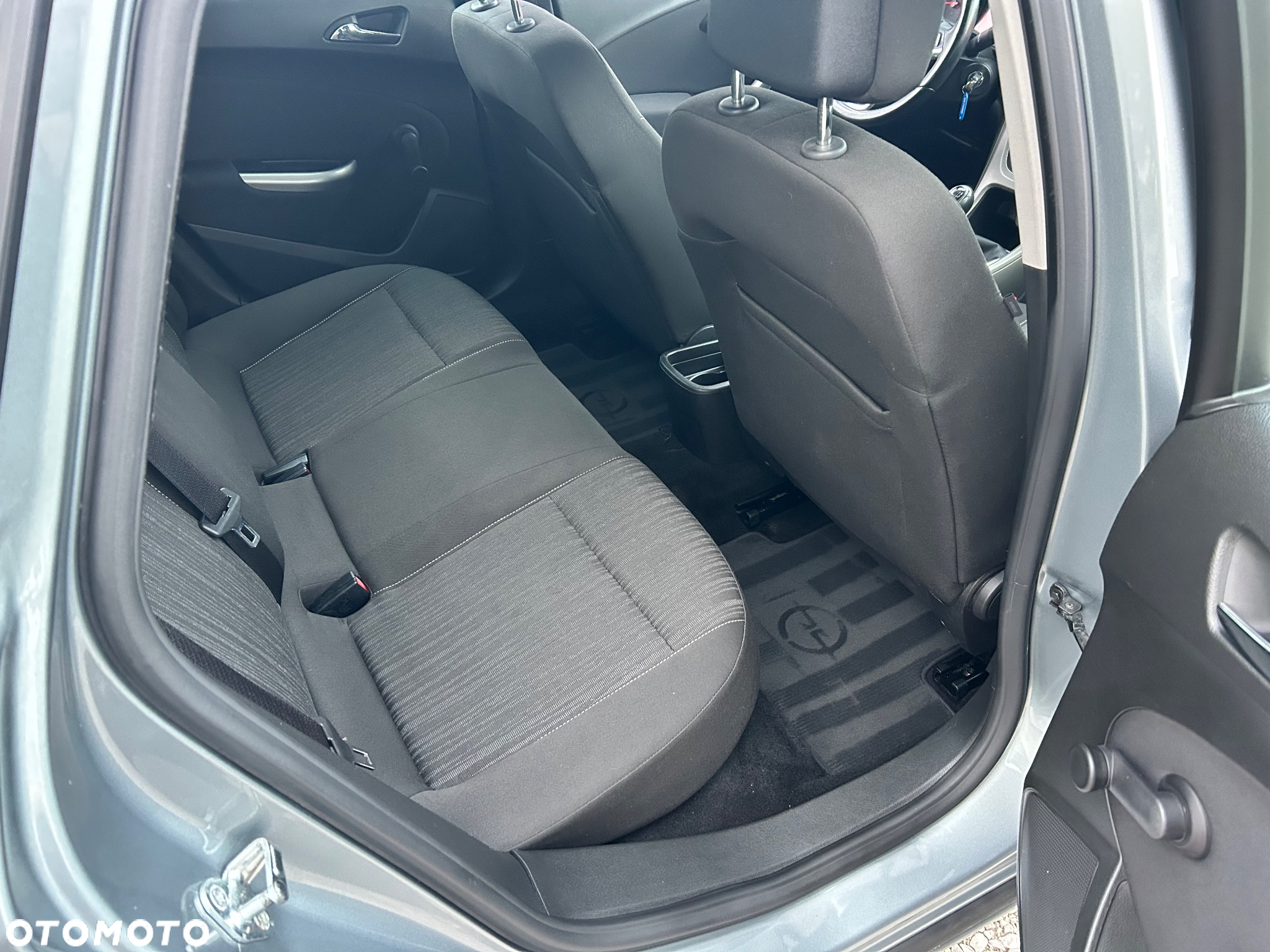 Opel Astra IV 1.4 Cosmo - 19