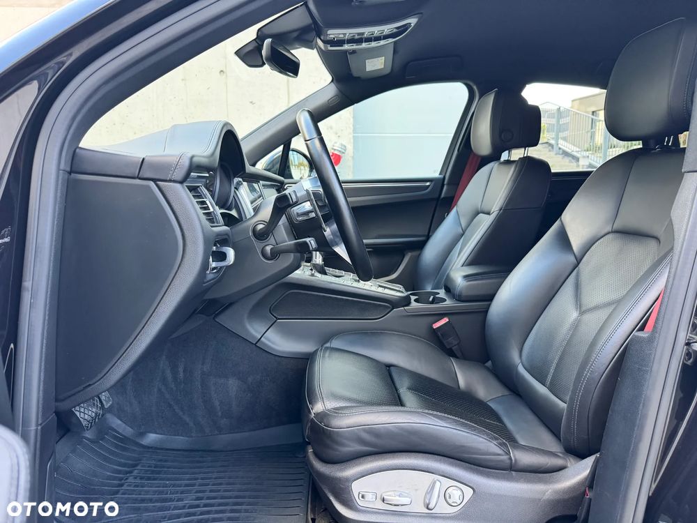 Porsche Macan Standard - 11