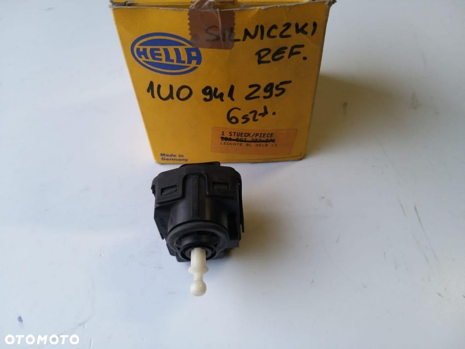 Regulacja ustawienia świateł Silniczek  L/P AUDI A3, A6, A8; SKODA OCTAVIA 09.96-09.05 1U0941295 - 1
