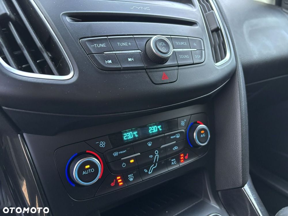 Ford Focus 1.5 EcoBoost STart-Stopp-System Titanium - 15