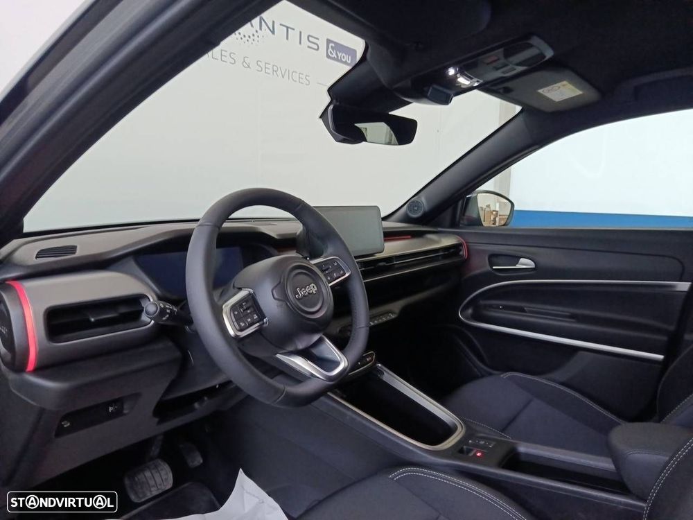 Jeep Avenger - 8