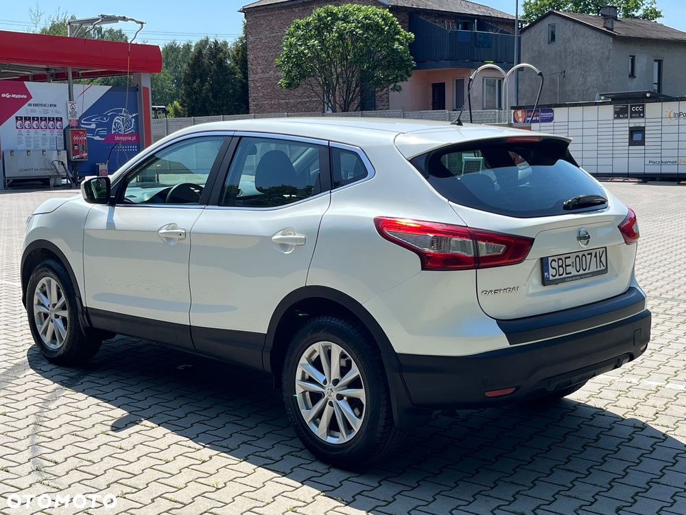 Nissan Qashqai 1.2 DIG-T Acenta EU6 - 6