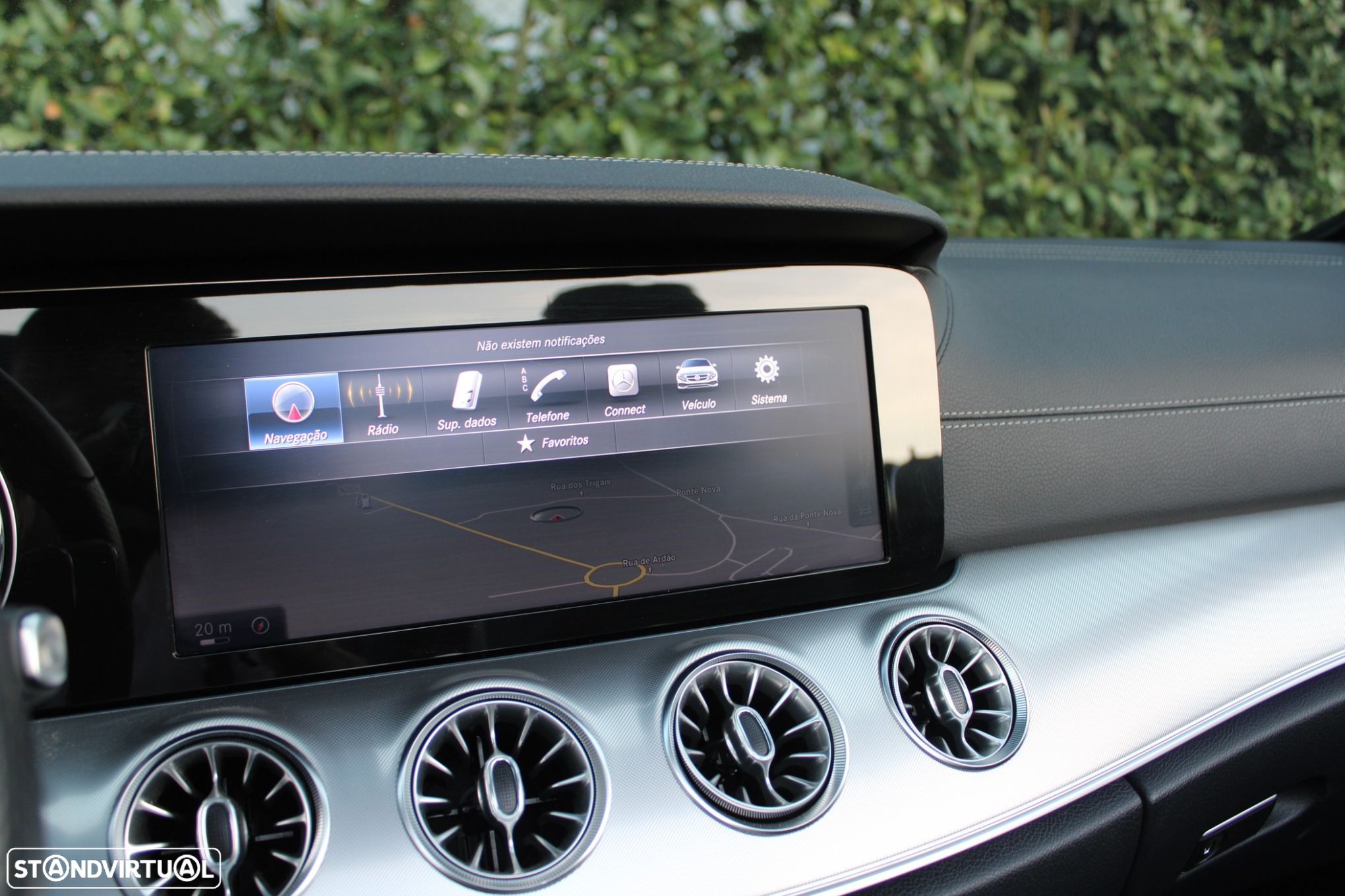 Mercedes-Benz E 220 d AMG Line - 23