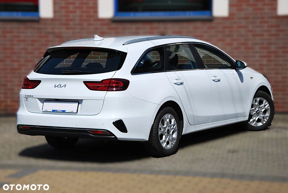 Kia Ceed - 5