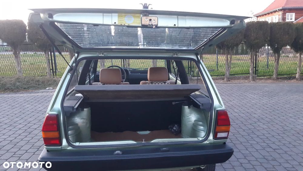 Volkswagen Polo - 24