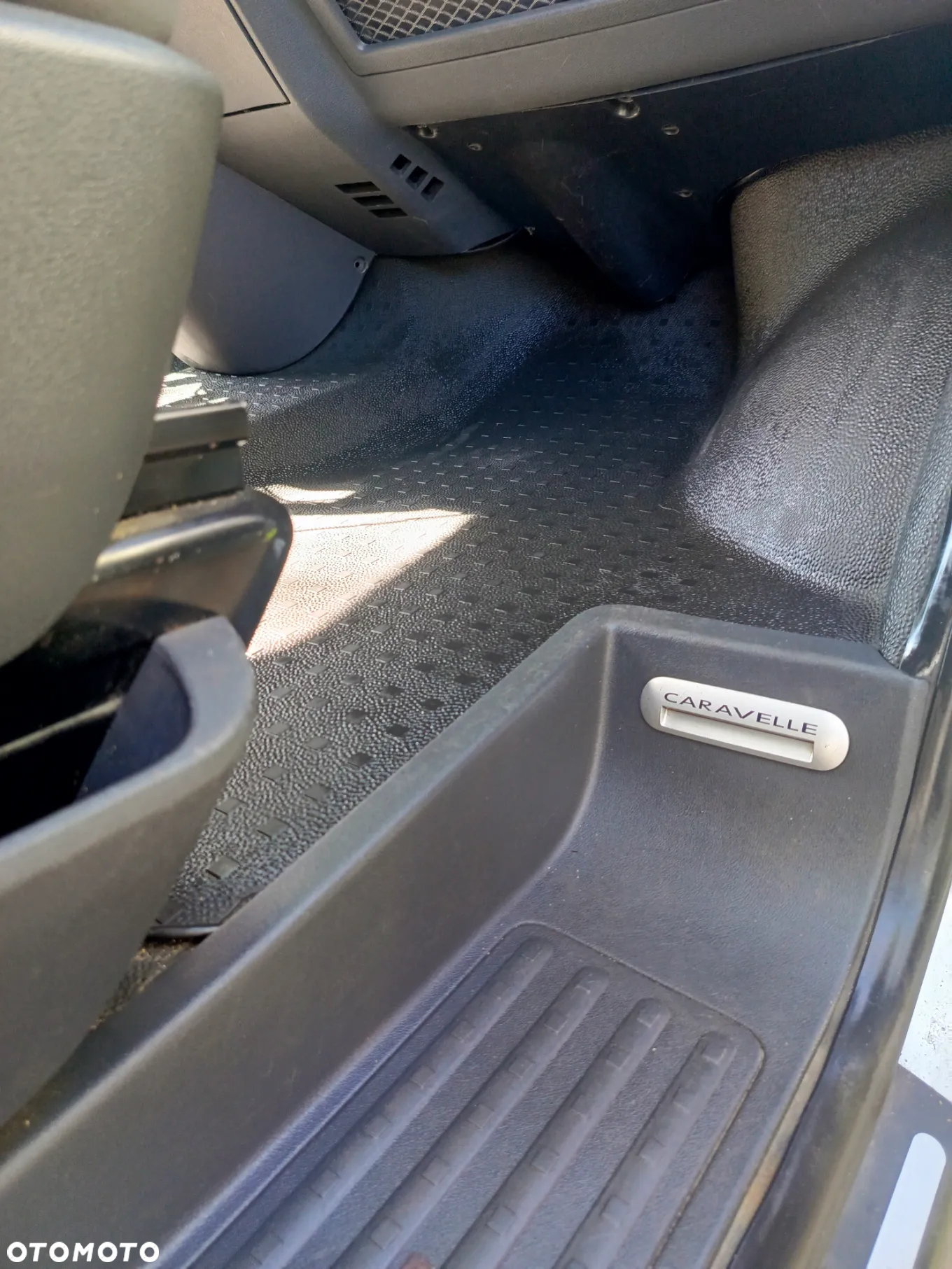 Volkswagen Caravelle TDI Basis - 17