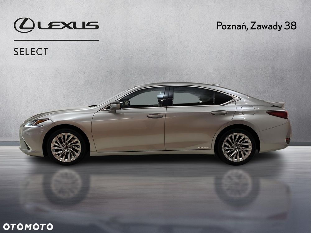 Lexus ES - 5