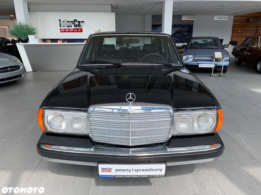 Mercedes-Benz W123 - 5