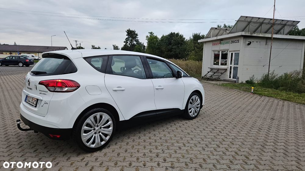 Renault Scenic - 11