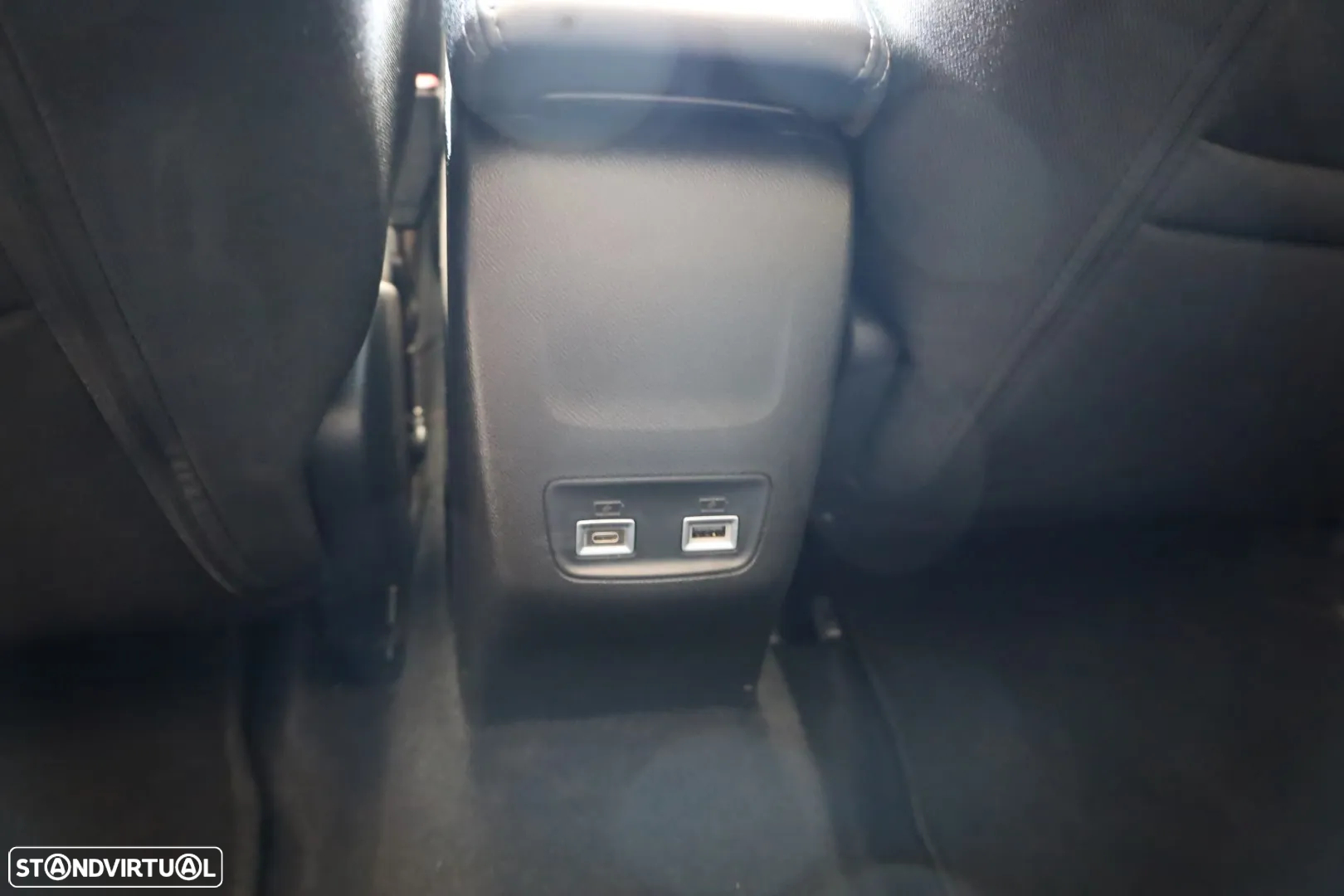 Peugeot 208 1.2 Hybrid Allure e-DCS6 - 46