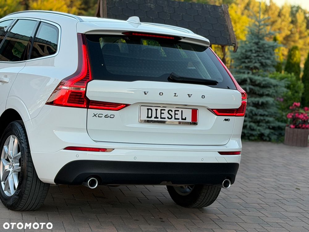 Volvo XC 60 B5 D AWD Geartronic Momentum Pro - 8