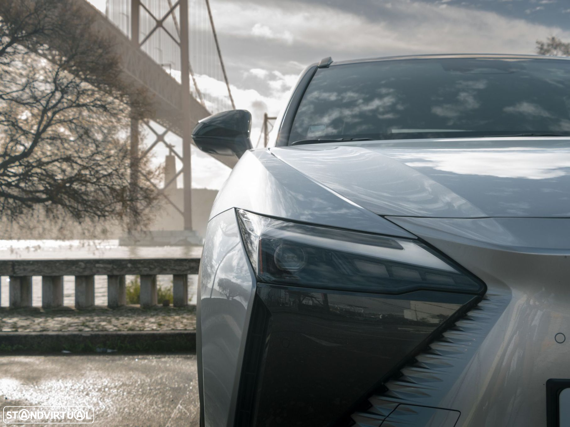 Lexus rz-450e Executive Plus - 16