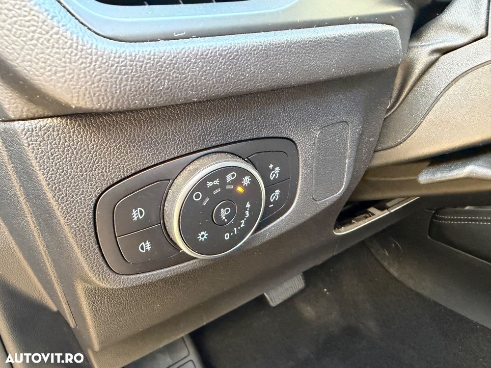 Ford Focus - 18