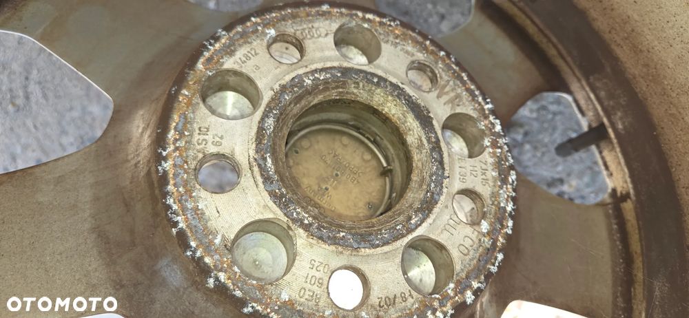 Felgi aluminiowe koła opony zima Audi A4 B6 5X112 15 - 9