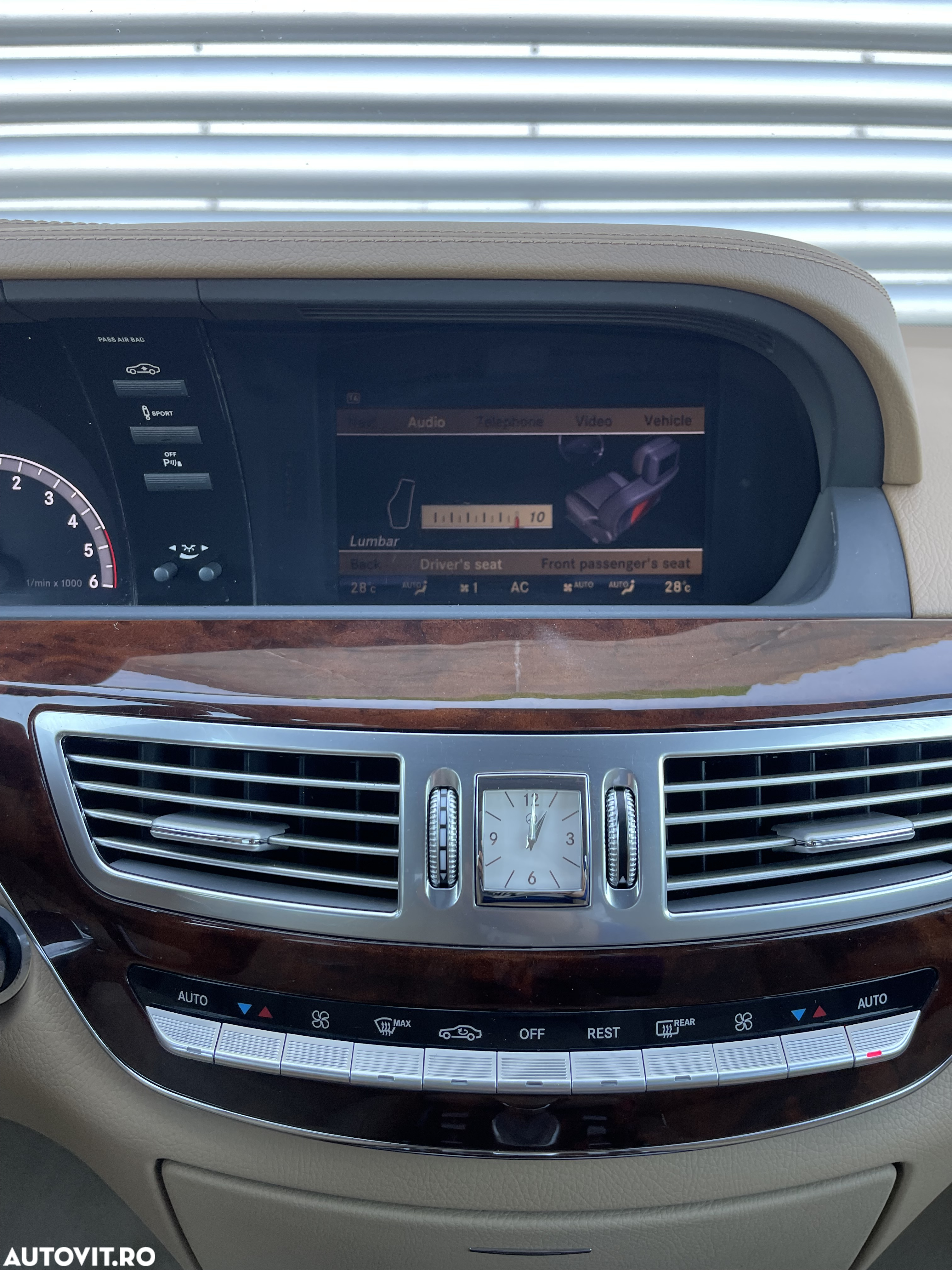 Mercedes-Benz S - 24