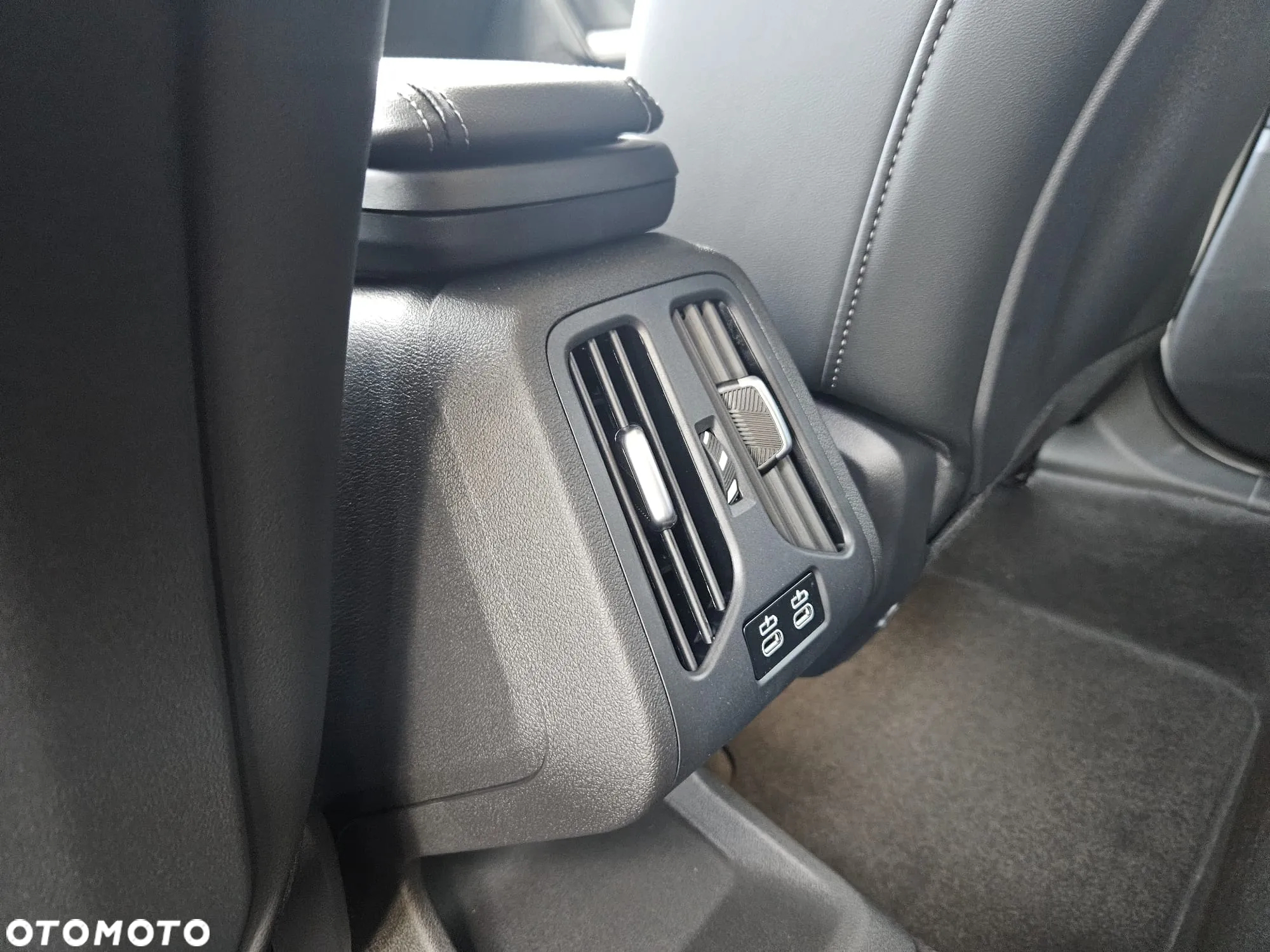 BMW X2 sDrive18d - 18