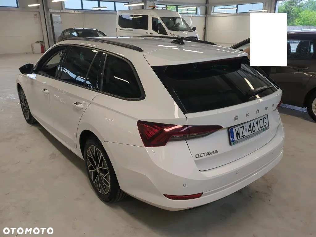 Skoda Octavia 2.0 TDI Ambition DSG - 3