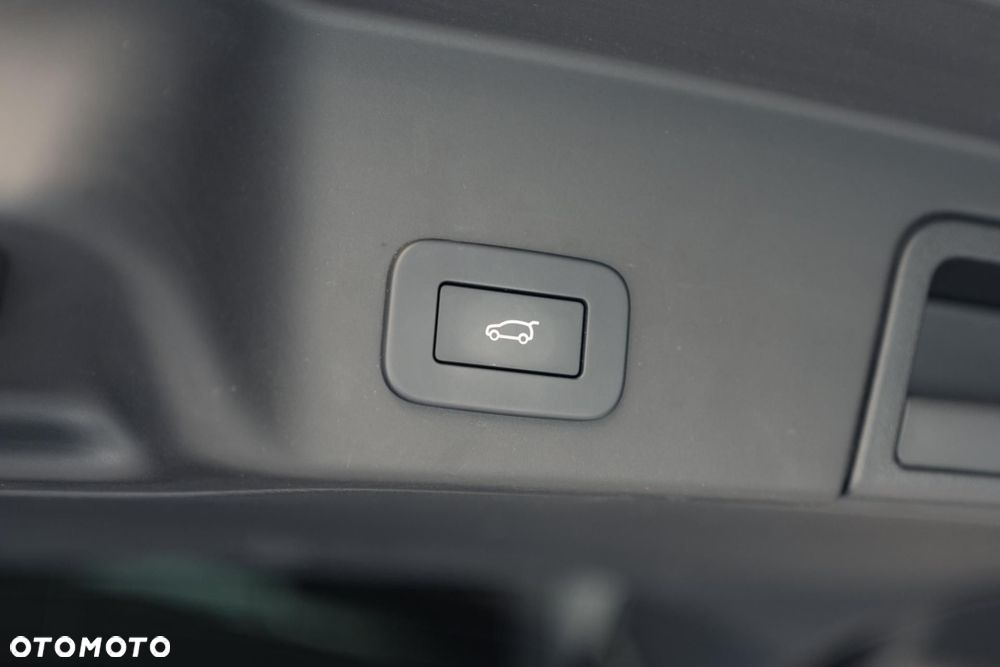 Land Rover Range Rover Evoque - 35