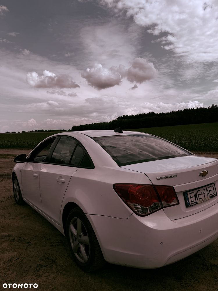 Chevrolet Cruze - 5