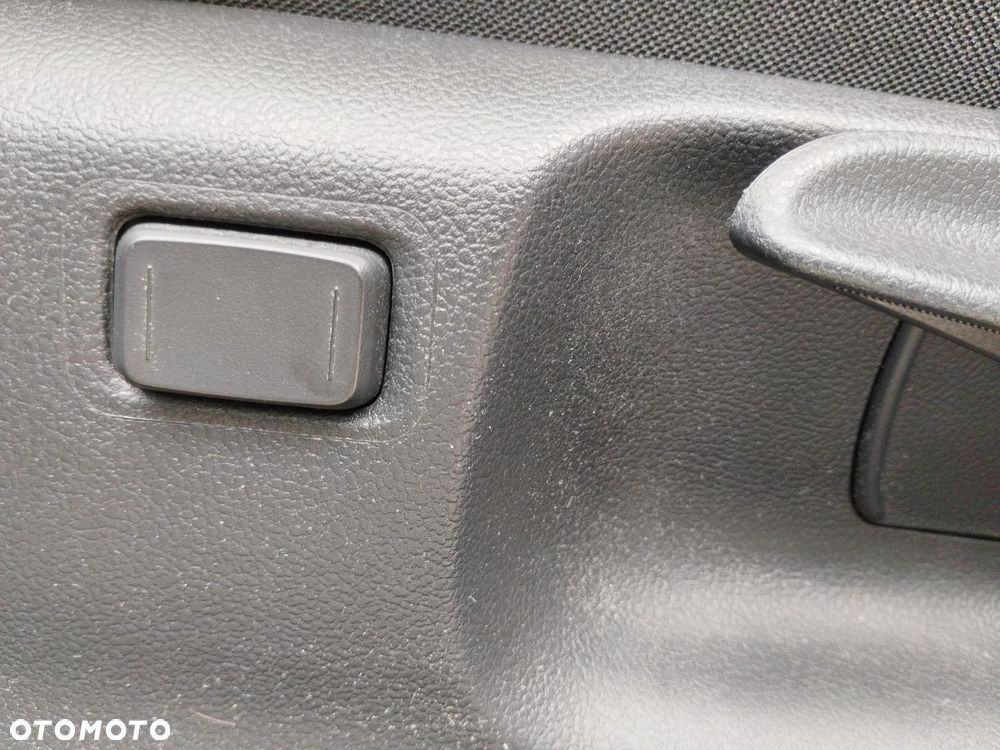 Toyota C-HR 2.0 Hybrid Dynamic Force Style - 24