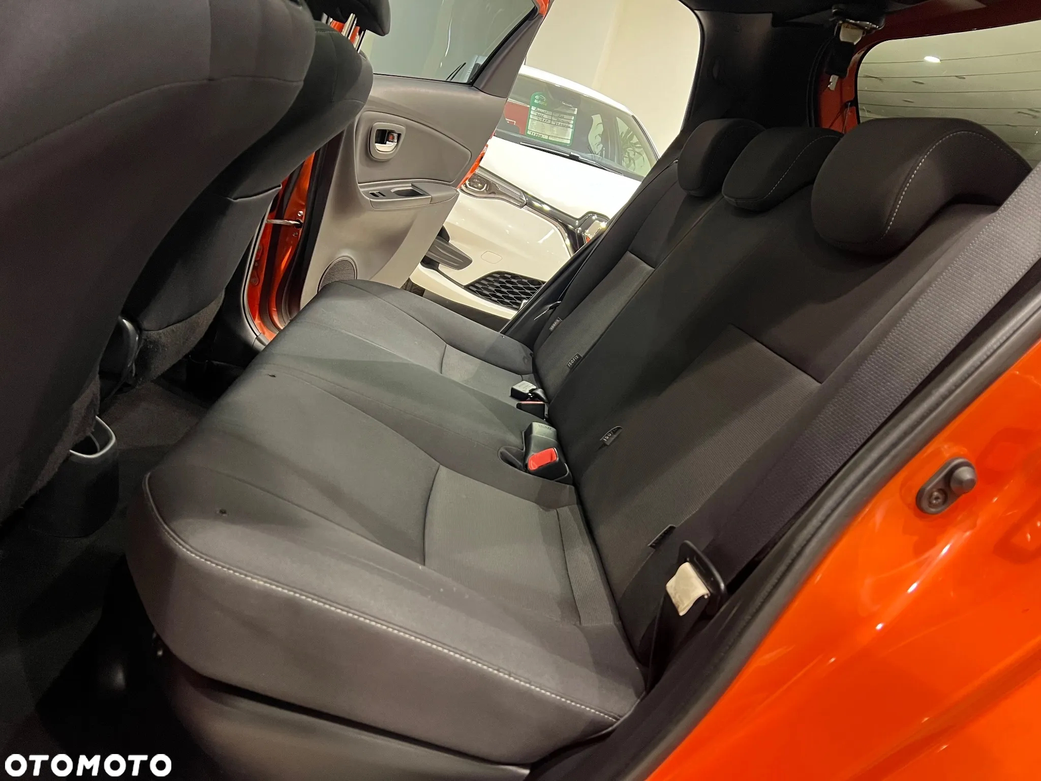Toyota Yaris - 32