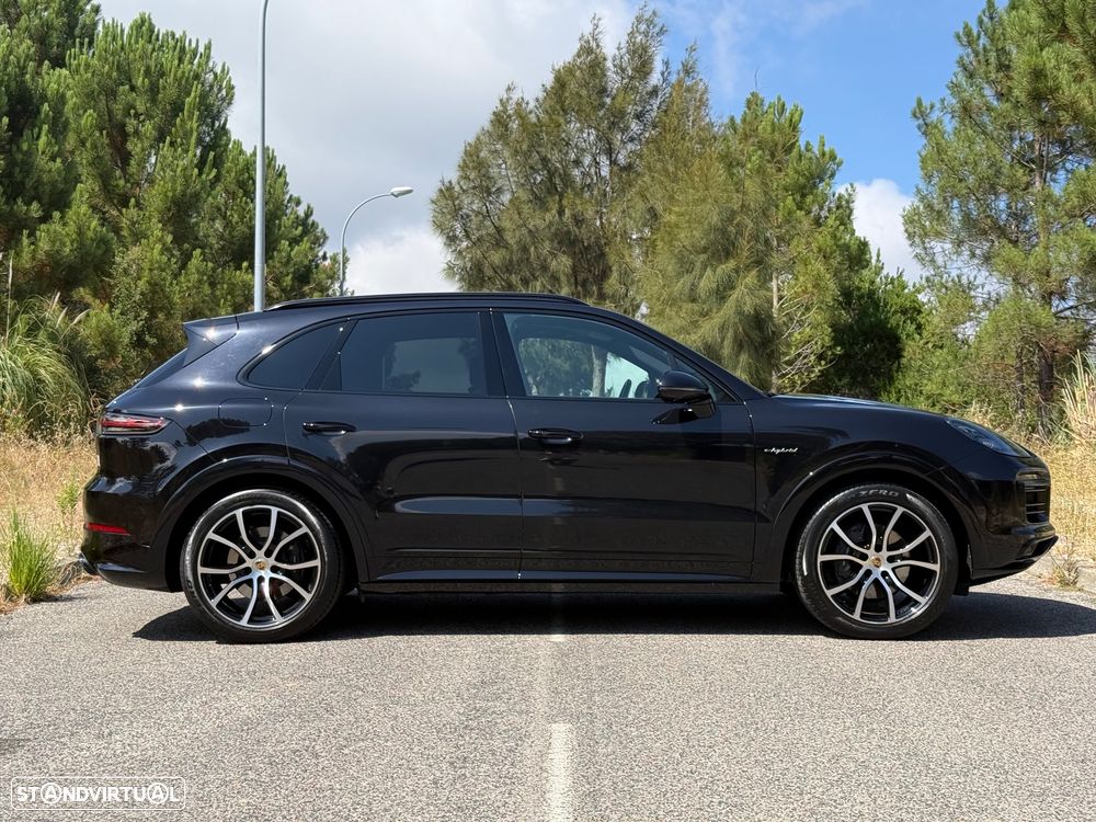 Porsche Cayenne E-Hybrid Tiptronic S Platinum Edition - 15