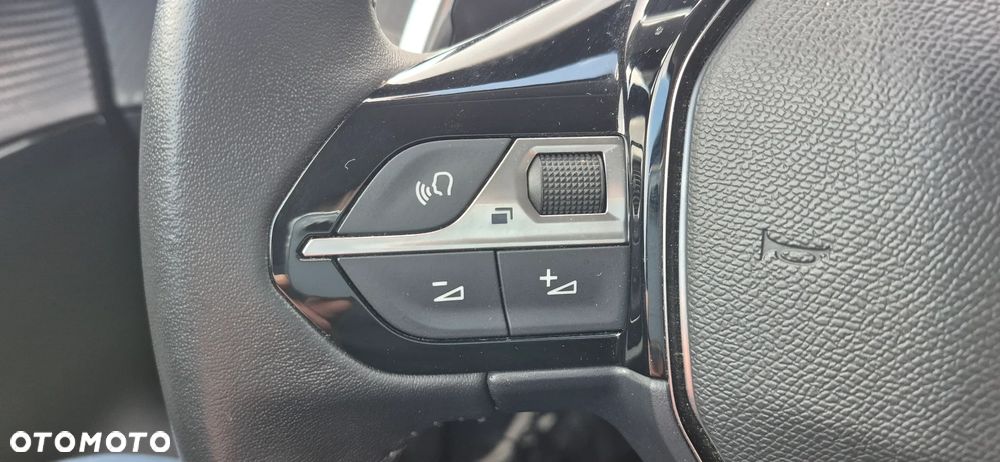 Peugeot 208 1.2 PureTech Allure Pack S&S EAT8 - 13